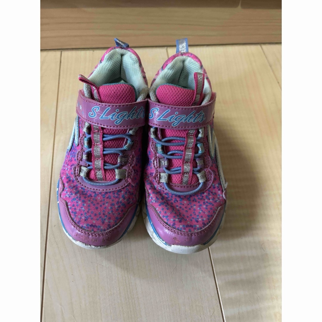 SKECHERS(スケッチャーズ)のスケッチャーズ キッズ/ベビー/マタニティのキッズ靴/シューズ(15cm~)(スニーカー)の商品写真