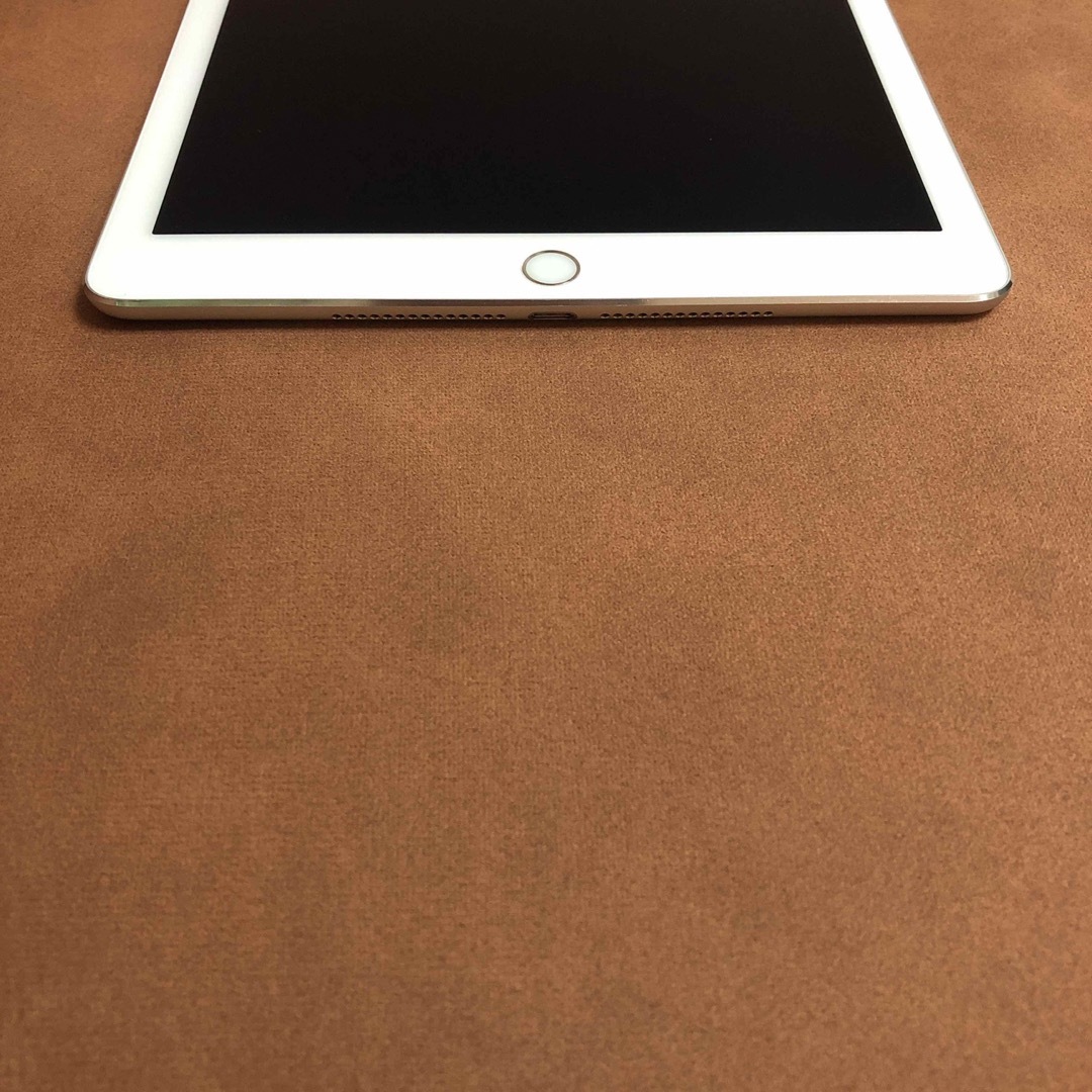 iPad(アイパッド)の美品 iPad Air2 第2世代 16GB au スマホ/家電/カメラのPC/タブレット(タブレット)の商品写真