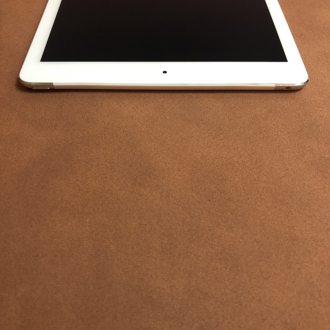 iPad(アイパッド)の美品 iPad Air2 第2世代 16GB au スマホ/家電/カメラのPC/タブレット(タブレット)の商品写真