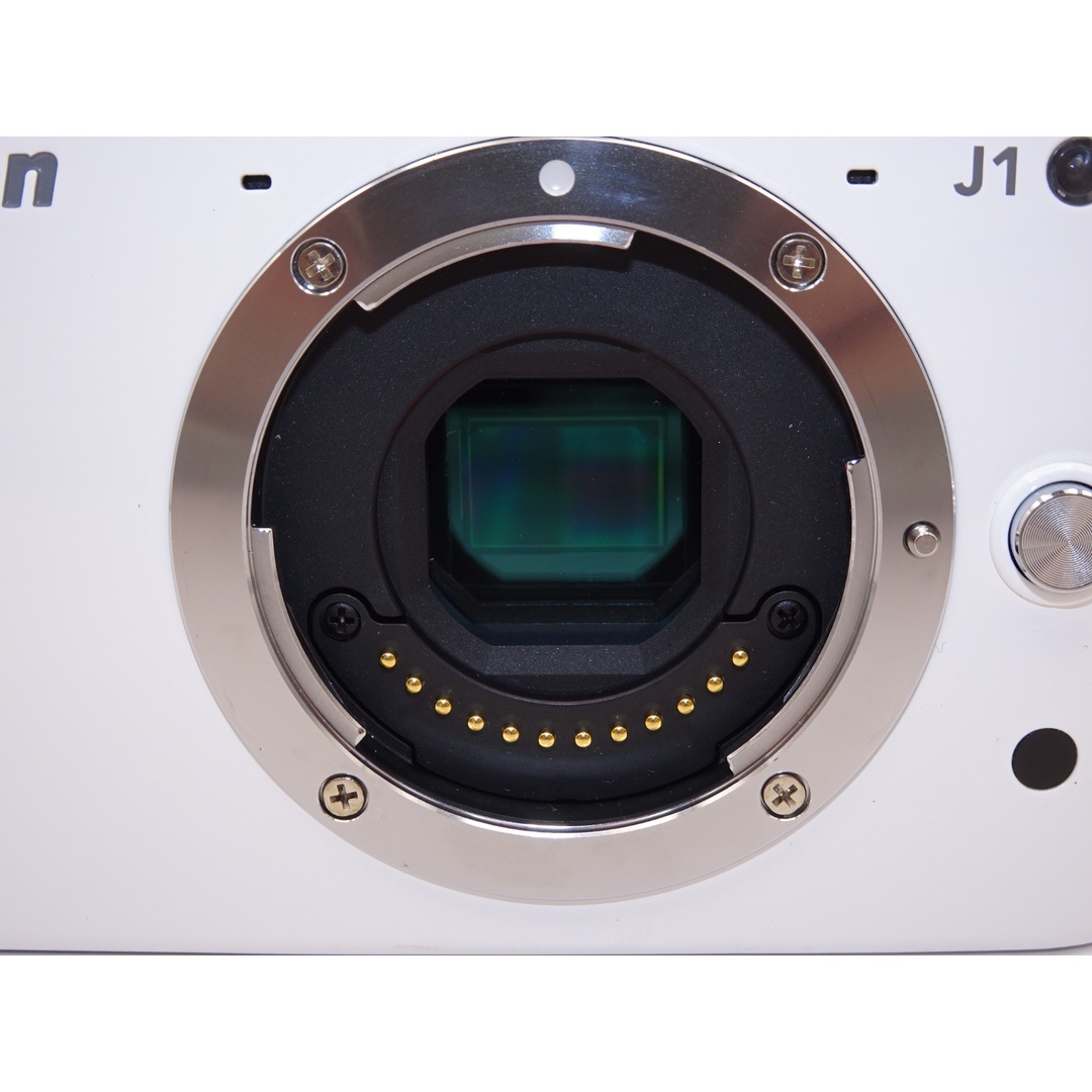 【外観特上級】Nikon  Nikon 1 J1 ボディ スマホ/家電/カメラのカメラ(ミラーレス一眼)の商品写真