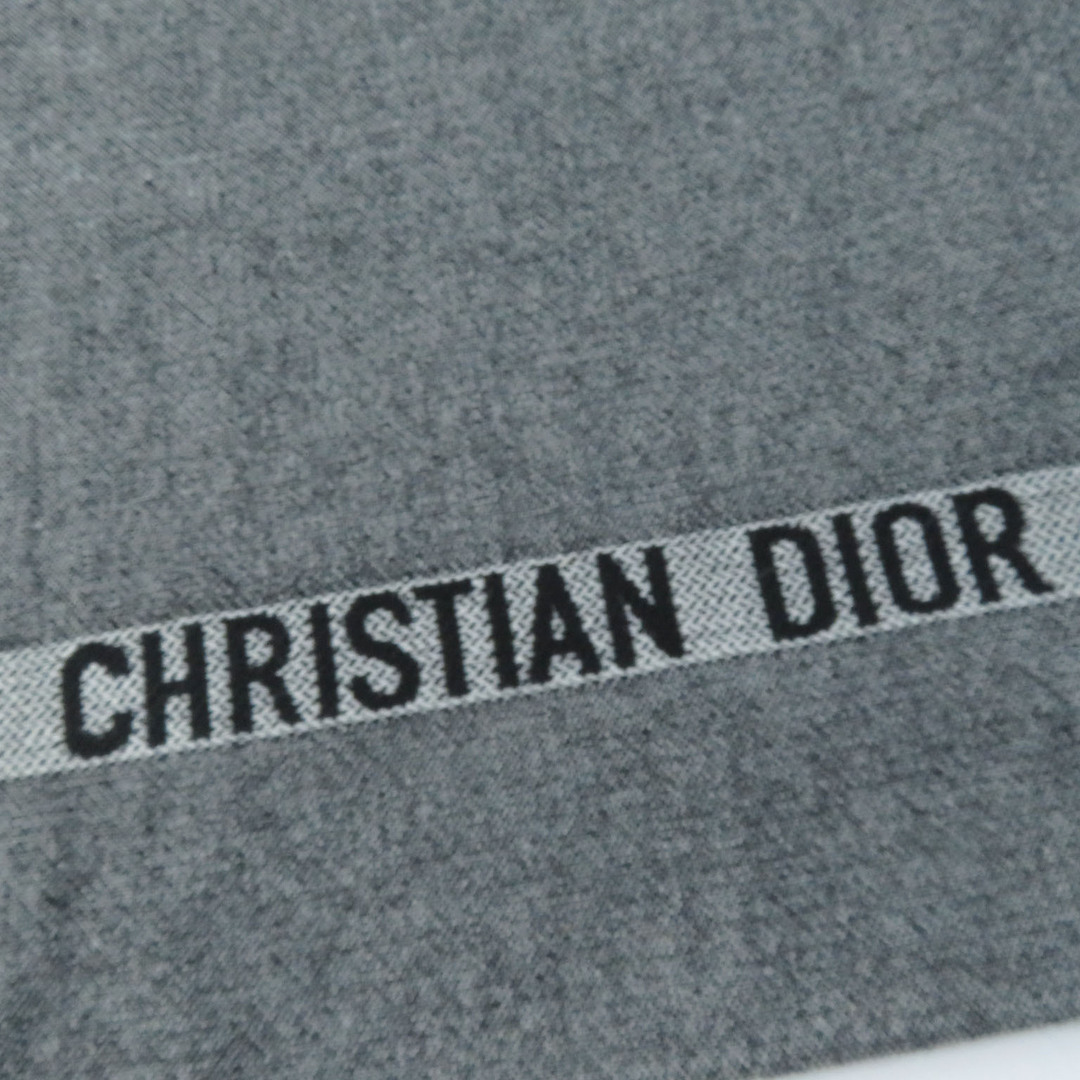 Christian Dior(クリスチャンディオール)の未使用品☆Christian Dior クリスチャンディオール 7A20704A1142 テクニカル ロゴ刺繍入り ケープ ポンチョ グレー S イタリア製 正規品 レディース レディースのジャケット/アウター(ポンチョ)の商品写真