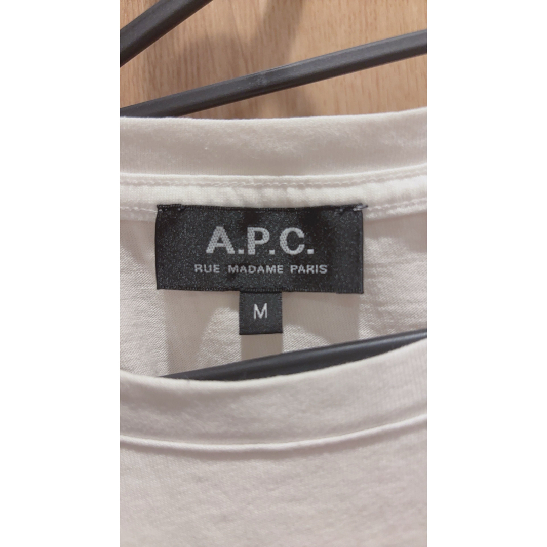 A.P.C(アーペーセー)のA.P.C. 白 Tシャツ レディースのトップス(Tシャツ(半袖/袖なし))の商品写真