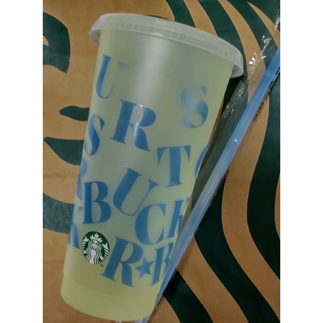 Starbucks(スターバックス)のミステリーカラーチェンジングリユーザブルコールドカップ インテリア/住まい/日用品のキッチン/食器(グラス/カップ)の商品写真