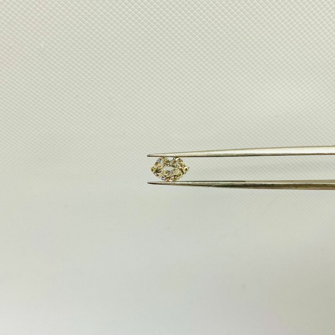 LIPS！唇の形！FAINT BROWNカラー SI1/0.497ct レディースのアクセサリー(その他)の商品写真