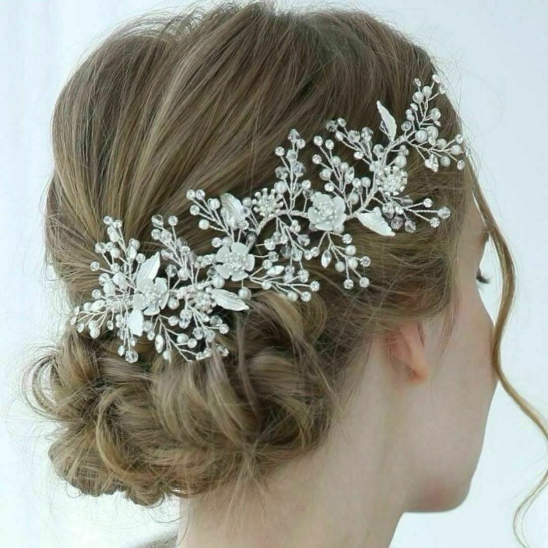 新品☆ウエディング ヘアアクセサリー 髪飾りコーム シルバー ヘッドドレス結婚式 ハンドメイドのウェディング(ヘッドドレス/ドレス)の商品写真