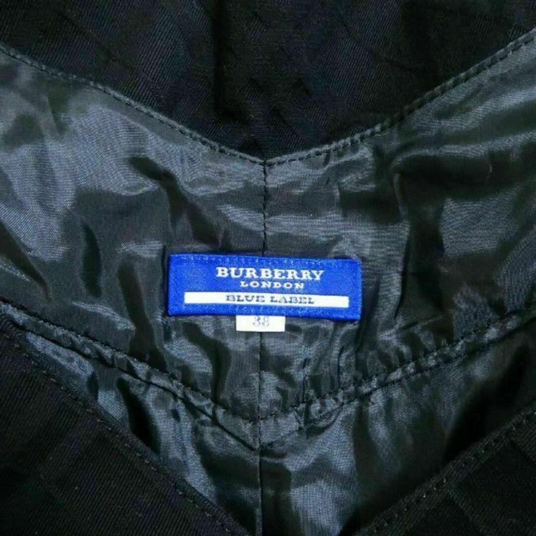 BURBERRY BLUE LABEL(バーバリーブルーレーベル)の美品 BURBERRY BLUE LABEL ノバチェック柄 フレアワンピース レディースのワンピース(ひざ丈ワンピース)の商品写真