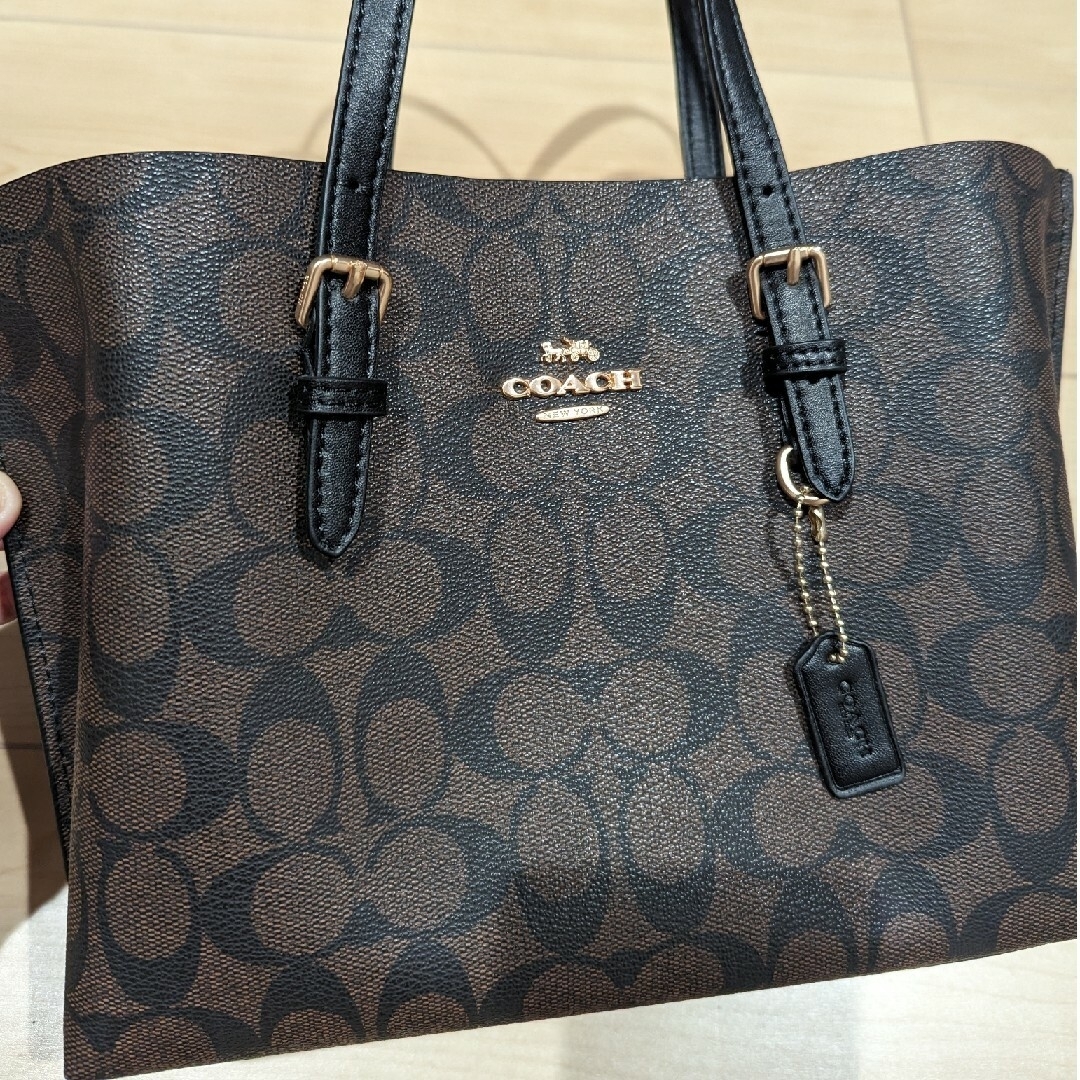 COACH(コーチ)のCOACH　ハンドバッグ　最終値下げです！ レディースのバッグ(ハンドバッグ)の商品写真