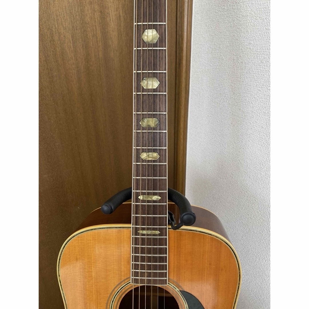 ヤマハ(ヤマハ)のMORALES m-２０アコースティックギター 楽器のギター(アコースティックギター)の商品写真
