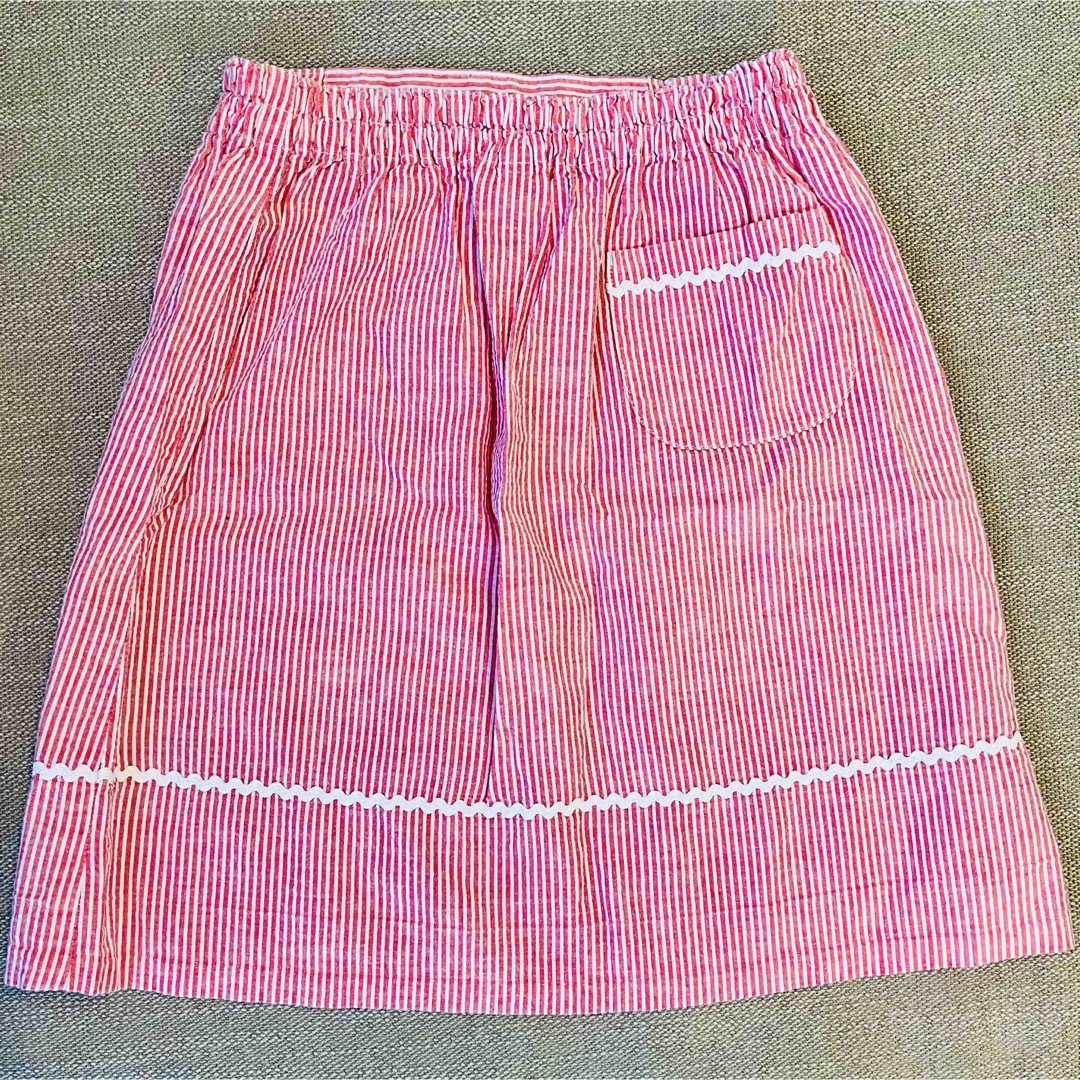 familiar(ファミリア)のファミリア　スカート　ウエストゴム　赤　白　ストライプ　110 キッズ/ベビー/マタニティのキッズ服女の子用(90cm~)(スカート)の商品写真