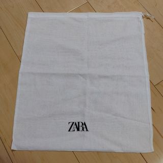 ザラ(ZARA)のZARA　巾着　未使用品(ポーチ)