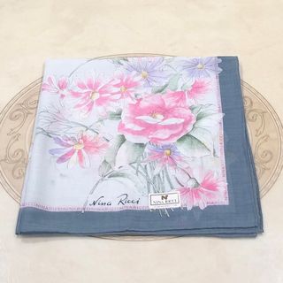 ニナリッチ(NINA RICCI)のニナリッチ　ハンカチ　花柄🌸　新品、未使用品(ハンカチ)