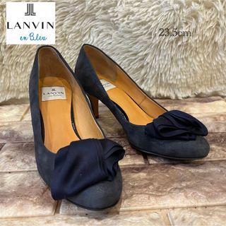 ランバンオンブルー(LANVIN en Bleu)の極美品　LANVIN en Bleu スエード　リボン　パンプス　23.5cm(ハイヒール/パンプス)