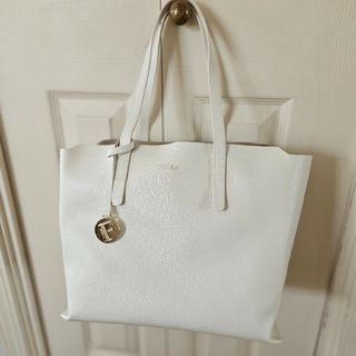 フルラ トートバッグ(ホワイト/白色系)の通販 300点以上 | Furlaを フルラ トートバッグ(ホワイト/白色系)の通販 300点以上 | Furlaを