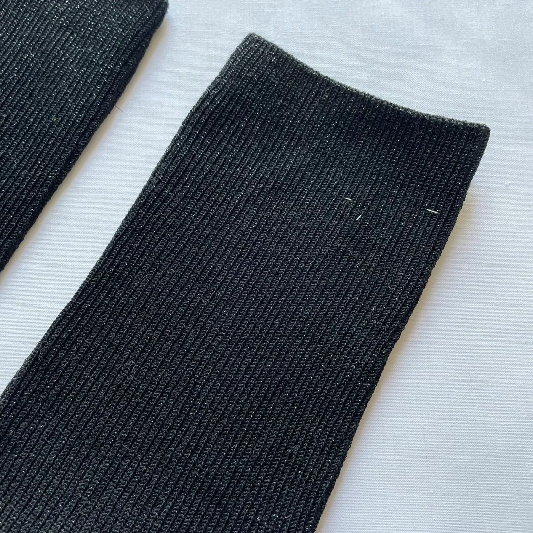 タビ ソックス ブラック ラメ グリッター 足袋 tabi 靴下 レディースのレッグウェア(ソックス)の商品写真