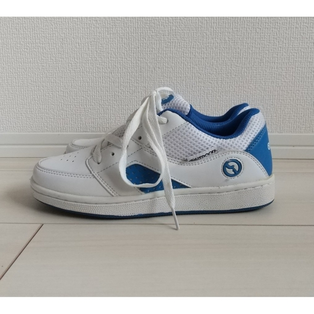 （401）OUTDOOR PRODUCTS ホワイト×ブルー スニーカー レディースの靴/シューズ(スニーカー)の商品写真