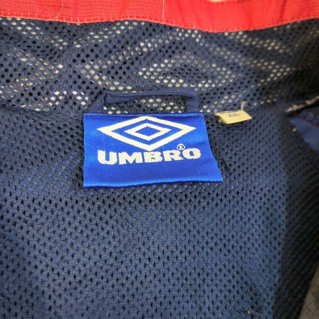 UMBRO(アンブロ)の入手困難 93/95 アンブロ イングランド代表 トラックジャケット L 117 メンズのトップス(ジャージ)の商品写真