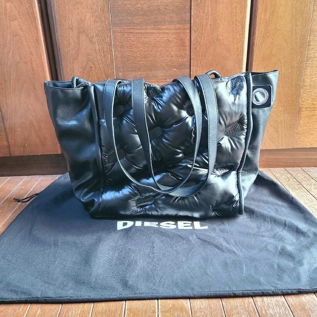 DIESEL(ディーゼル)の【極美品】 ユニセックス ディーゼル DUKKA ロゴ トートバッグ バッグ メンズのバッグ(トートバッグ)の商品写真