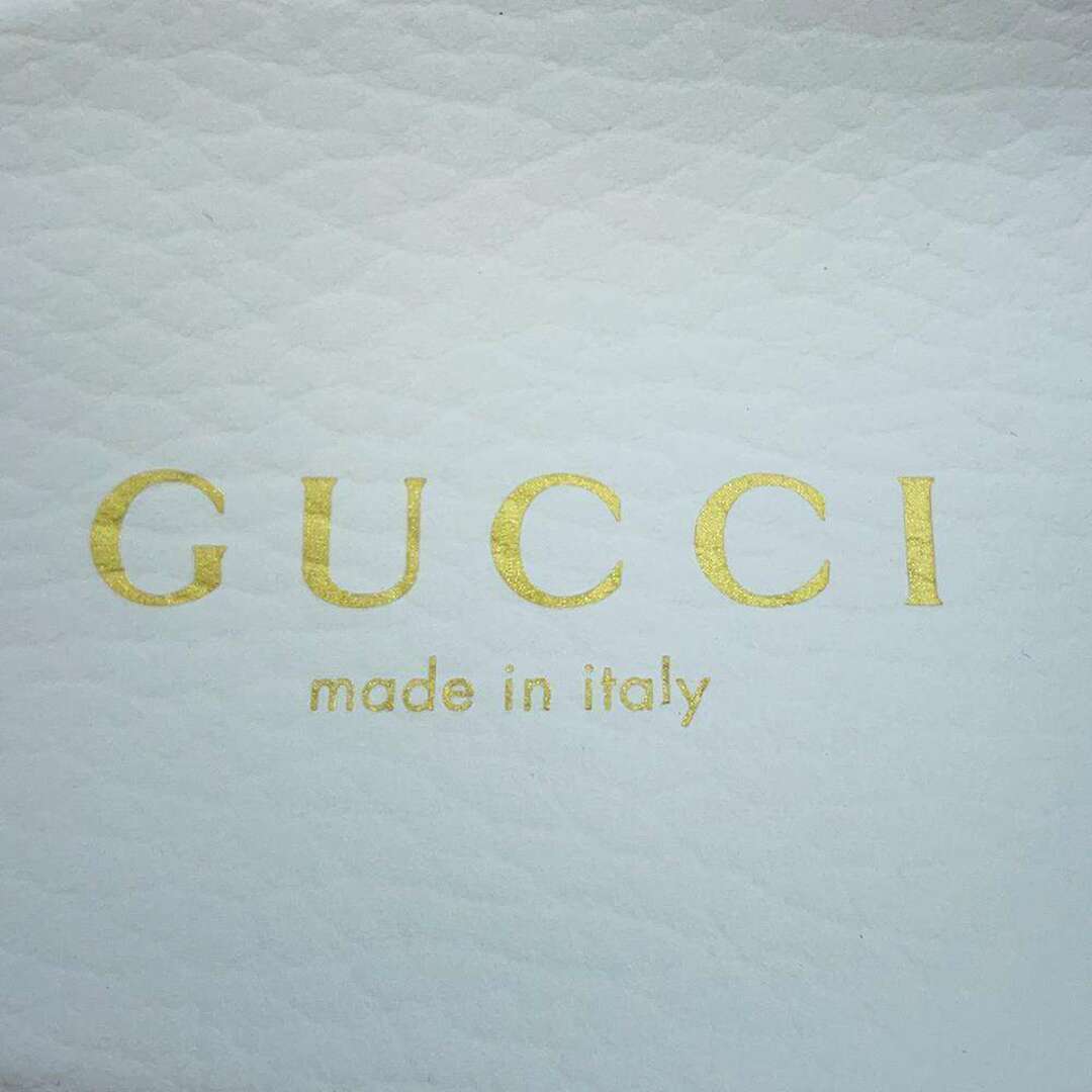 Gucci(グッチ)のグッチ サンダル パレスコラボ スライド ロゴ ラバー メンズサイズ7 723349 GUCCI Palace 靴 白 メンズの靴/シューズ(サンダル)の商品写真