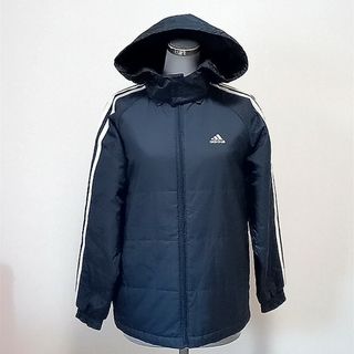 アディダス(adidas)のadidasトップス。(ジャケット/上着)