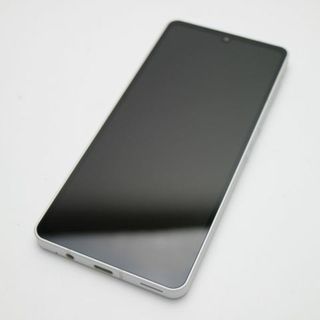 シャープ(SHARP)の新品同様 SH-54B AQUOS sense6 シルバー SIMロック解除済み M777(スマートフォン本体)