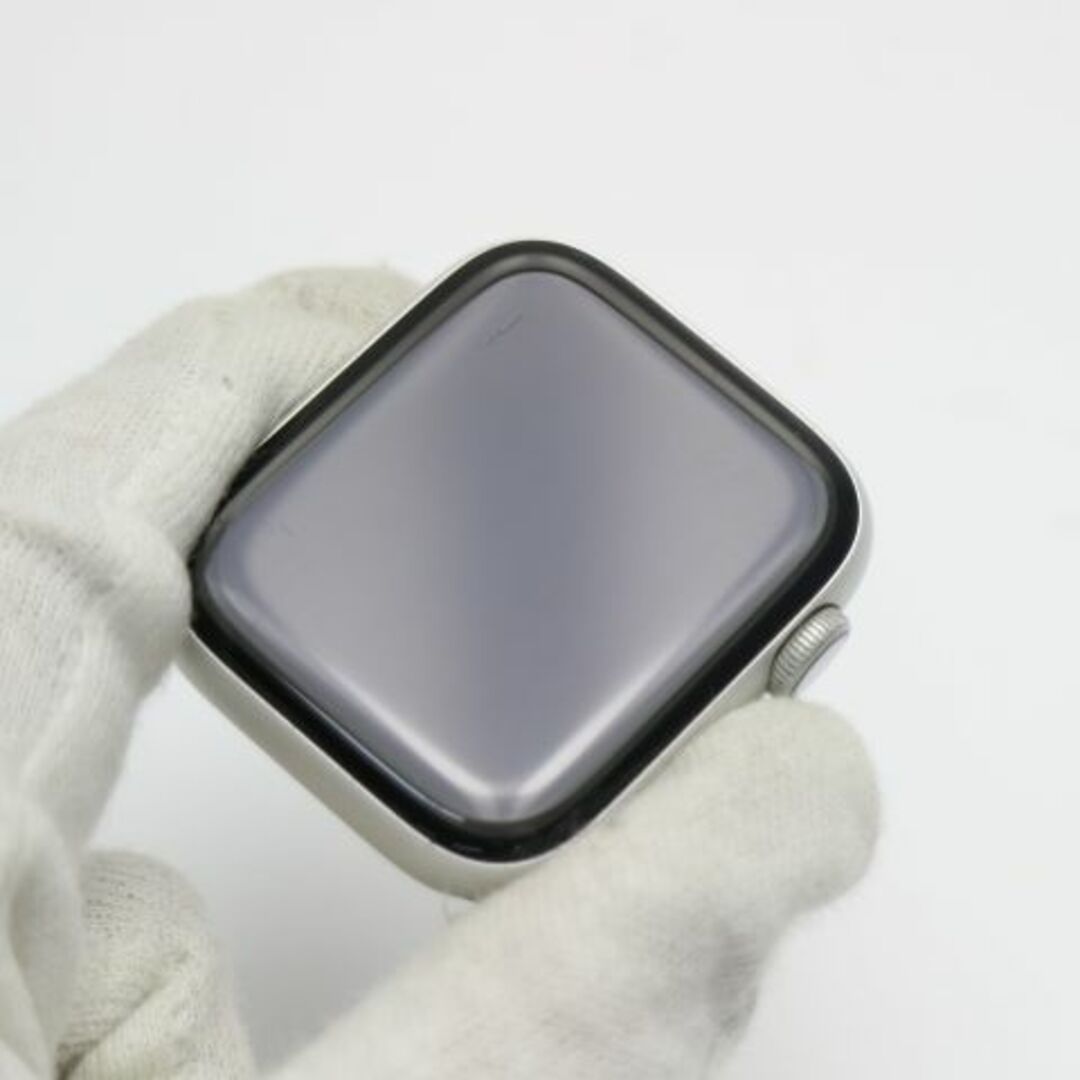 Apple(アップル)のApple Watch series4 44mm GPS シルバー  M777 スマホ/家電/カメラのスマホ/家電/カメラ その他(その他)の商品写真