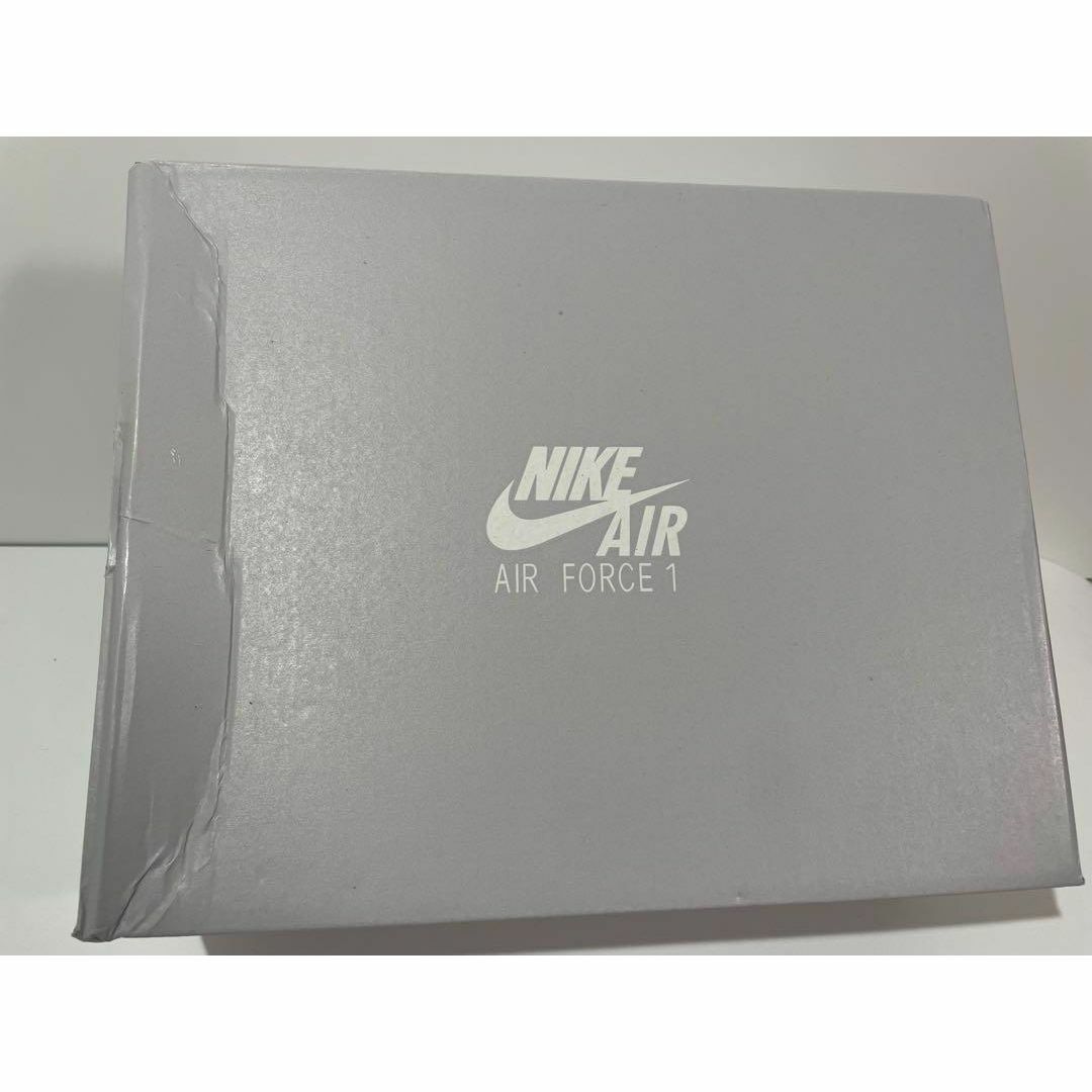 NIKE(ナイキ)の【新品】23.5cm ナイキ エアフォース1  GS  ホワイト/ブラック レディースの靴/シューズ(スニーカー)の商品写真