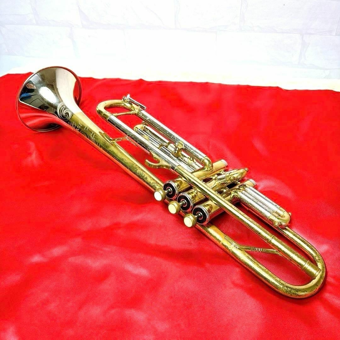 Selmer セルマー INVICTA トランペット B♭ マウスピース付き 楽器の管楽器(トランペット)の商品写真