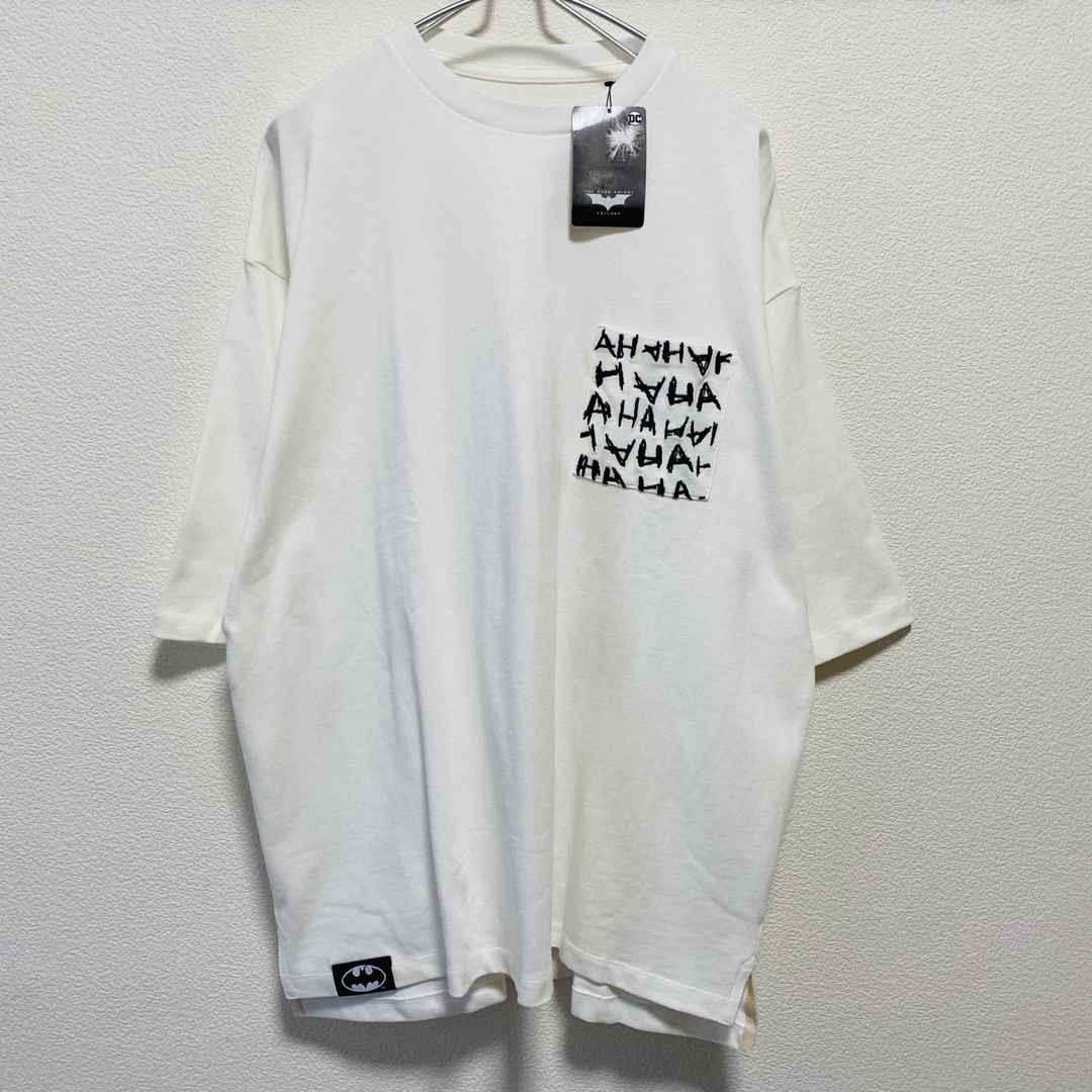 Design Tshirts Store graniph(グラニフ)の新品　未使用　グラニフ　ジョーカー　ビッグサイズ　刺繍ロゴ　プリント　Tシャツ メンズのトップス(Tシャツ/カットソー(半袖/袖なし))の商品写真