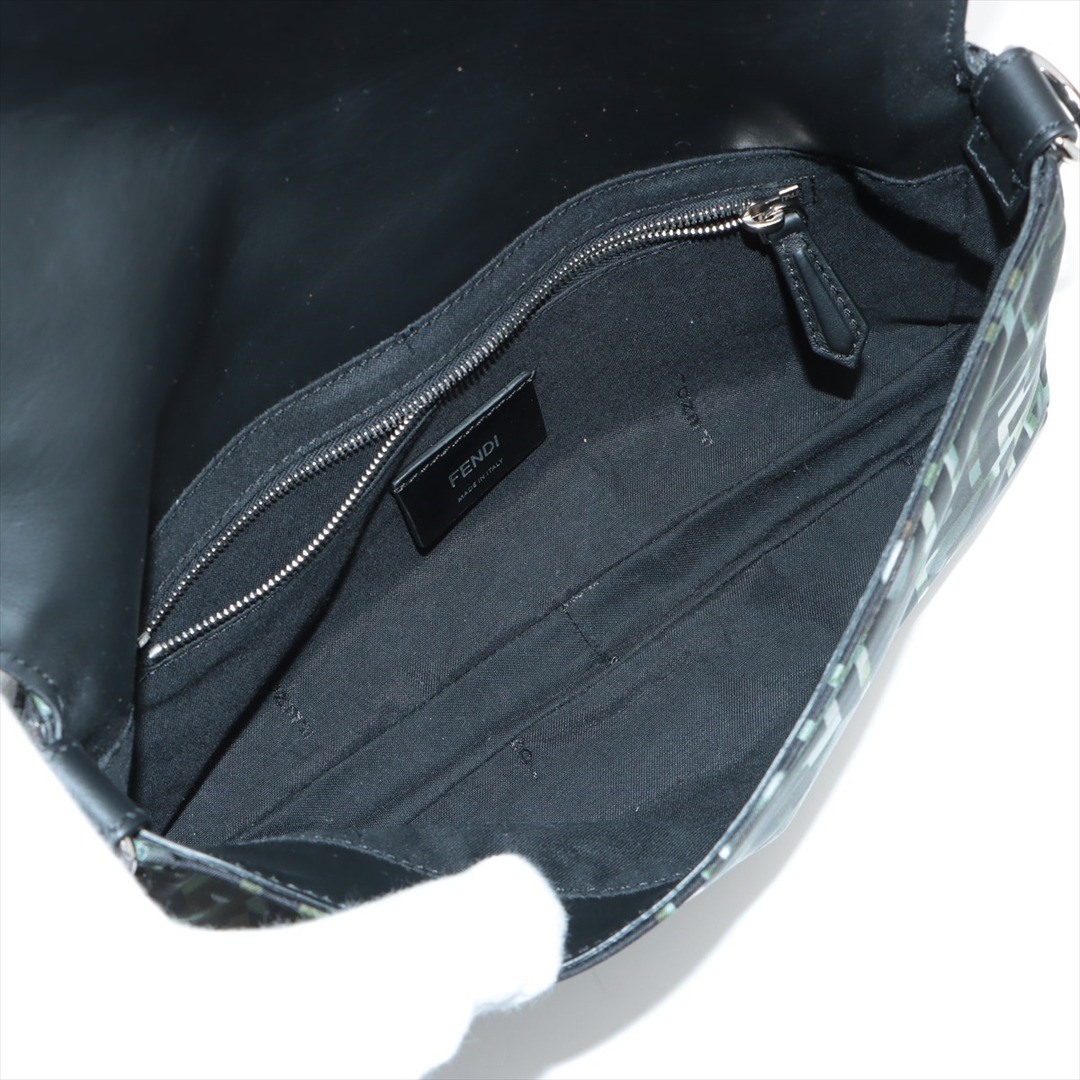 FENDI(フェンディ)の極美品 フェンディ ズッカ バゲット 7VA472 レザー ナイロン ショルダーバッグ 斜め掛け メッセンジャー トート メンズ EEM T26-6 メンズのバッグ(ショルダーバッグ)の商品写真