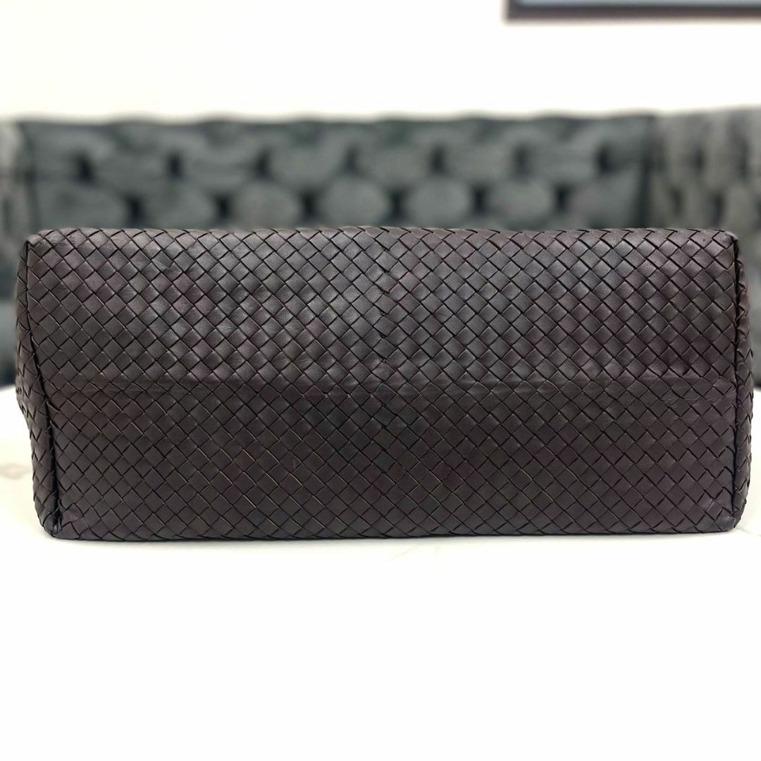 Bottega Veneta(ボッテガヴェネタ)の美品☆　ボッテガヴェネタ　トートバッグ　レザー　ダークブラウン　イントレチャート メンズのバッグ(トートバッグ)の商品写真