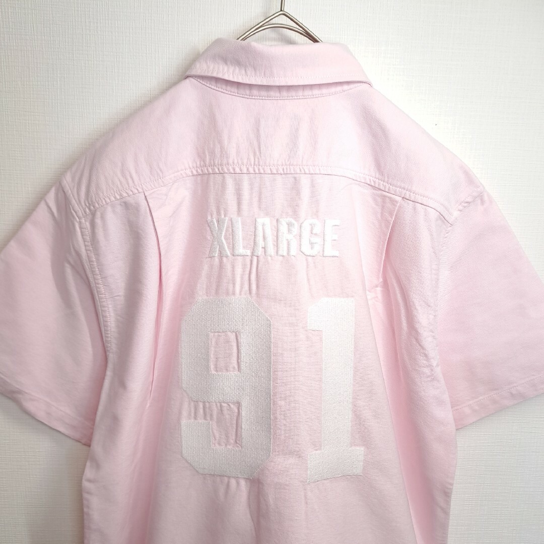 XLARGE(エクストララージ)の【美品】X-LARGE 半袖 オックスフォード シャツ刺繍 ロゴ ピンク S メンズのトップス(シャツ)の商品写真