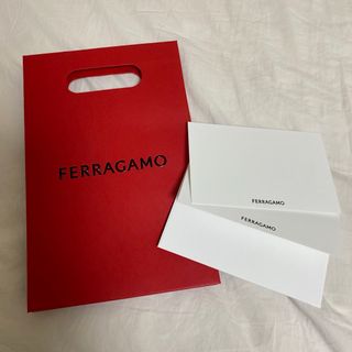 フェラガモ(Ferragamo)のFERRAGAMO フェラガモ　今季　最新　ショッパー　プレゼント用　カード付(ショップ袋)