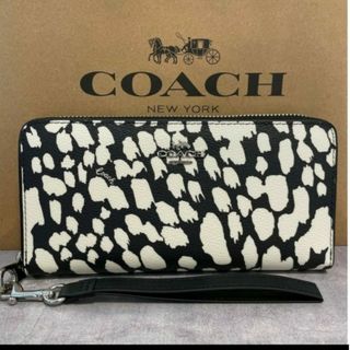 コーチ(COACH)の新品　COACH　長財布　ラウンドファスナー　アニマル　小銭入れ有　モノトーン(財布)