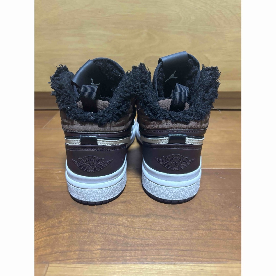 Jordan Brand（NIKE）(ジョーダン)のNIKE エアジョーダン1  レディース ブラウン 23.5cm レディースの靴/シューズ(スニーカー)の商品写真