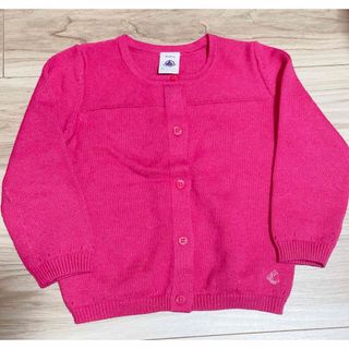 プチバトー(PETIT BATEAU)のプチバトー petit bateau ピンク カーディガン 長袖 81cm(カーディガン/ボレロ)