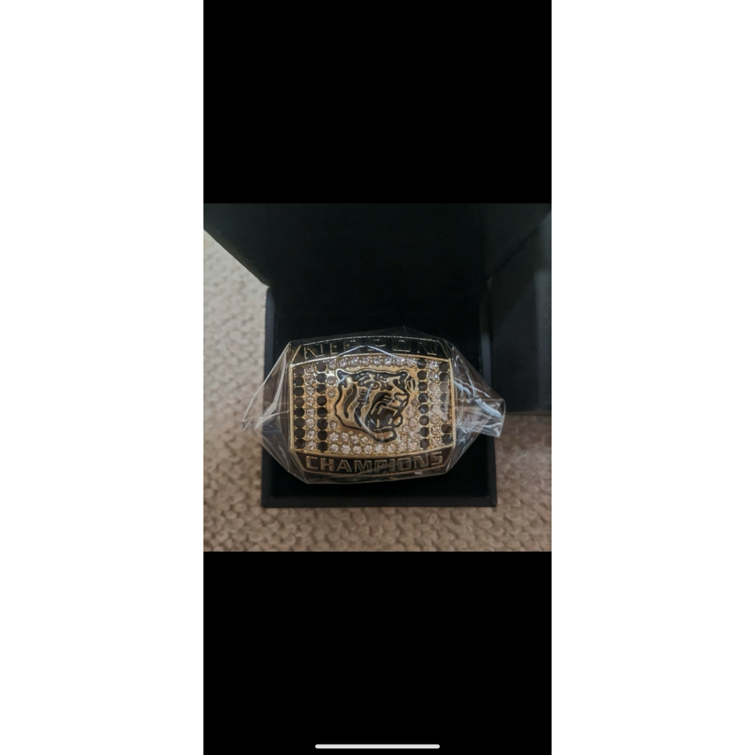 阪神　甲子園球場　ジオラマ模型& チャンピオンリング（レプリカ） スポーツ/アウトドアの野球(記念品/関連グッズ)の商品写真