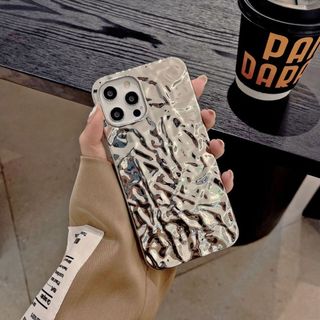 【トレンド】メタル シルバー スマホケース iPhone15 Pro ケース (iPhoneケース)