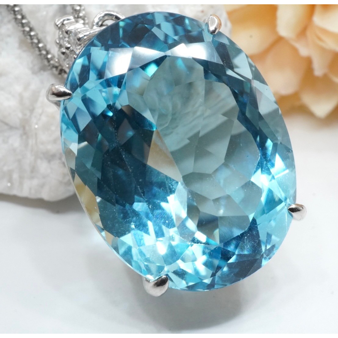 天然 ブルートパーズ 37.79ct  ダイヤモンド ネックレス プラチナ レディースのアクセサリー(ネックレス)の商品写真
