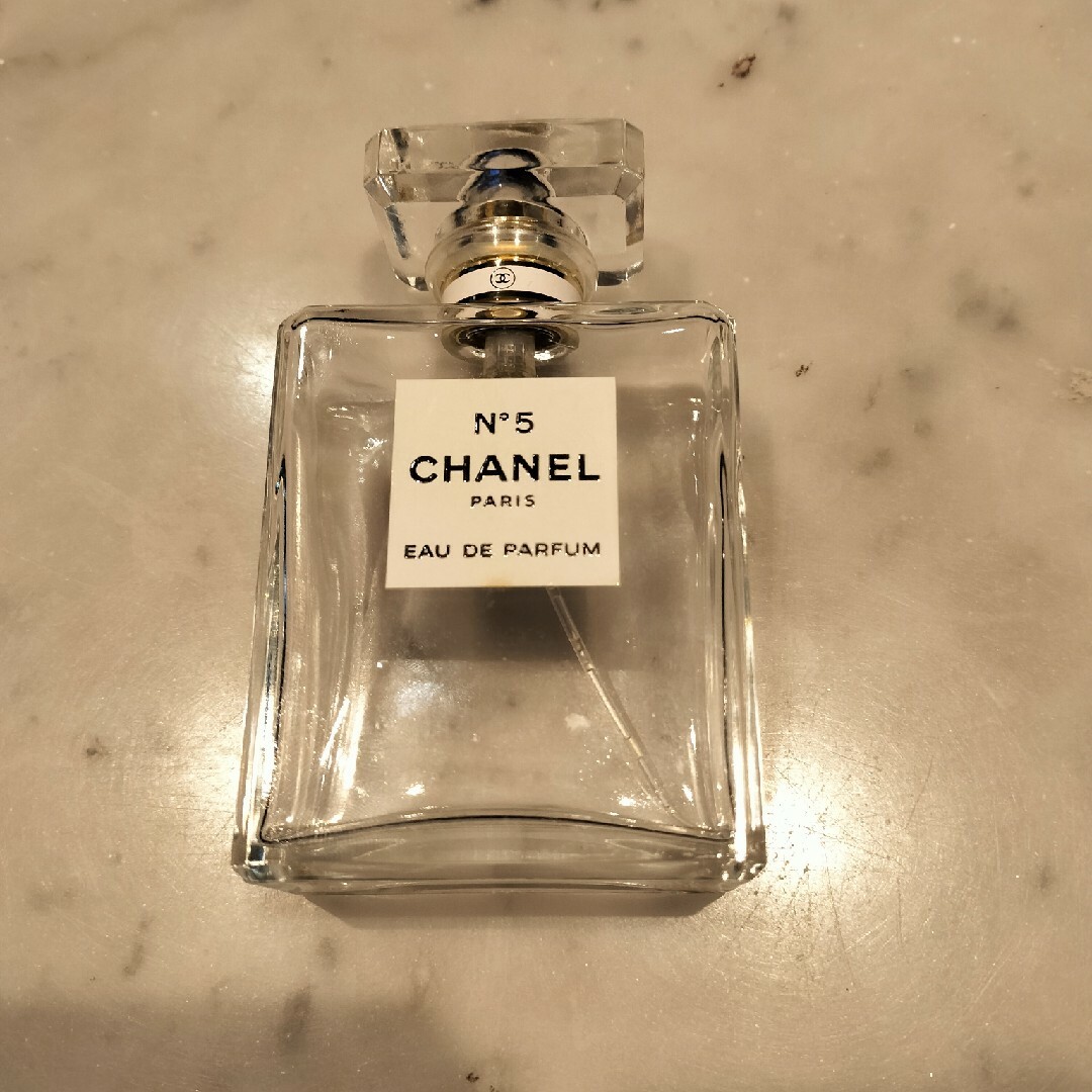 CHANEL　No.５オードパルファム100ミリ空瓶 コスメ/美容の香水(香水(女性用))の商品写真