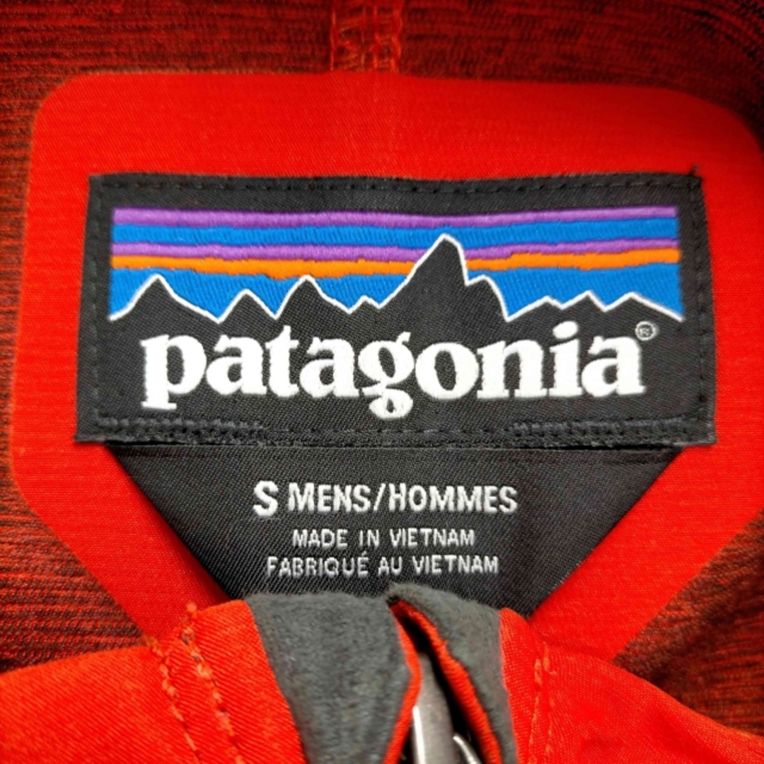 patagonia(パタゴニア)のpatagonia(パタゴニア) LEVITATION HOODY メンズ メンズのジャケット/アウター(マウンテンパーカー)の商品写真