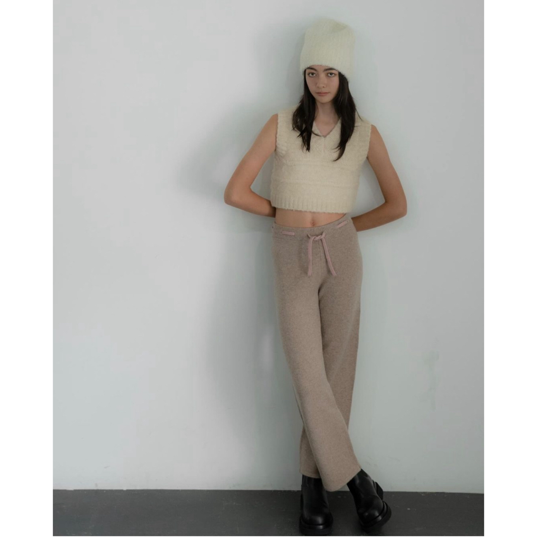 Demi-Luxe BEAMS(デミルクスビームス)のmoose's／stitch ribbon pants レディースのパンツ(カジュアルパンツ)の商品写真