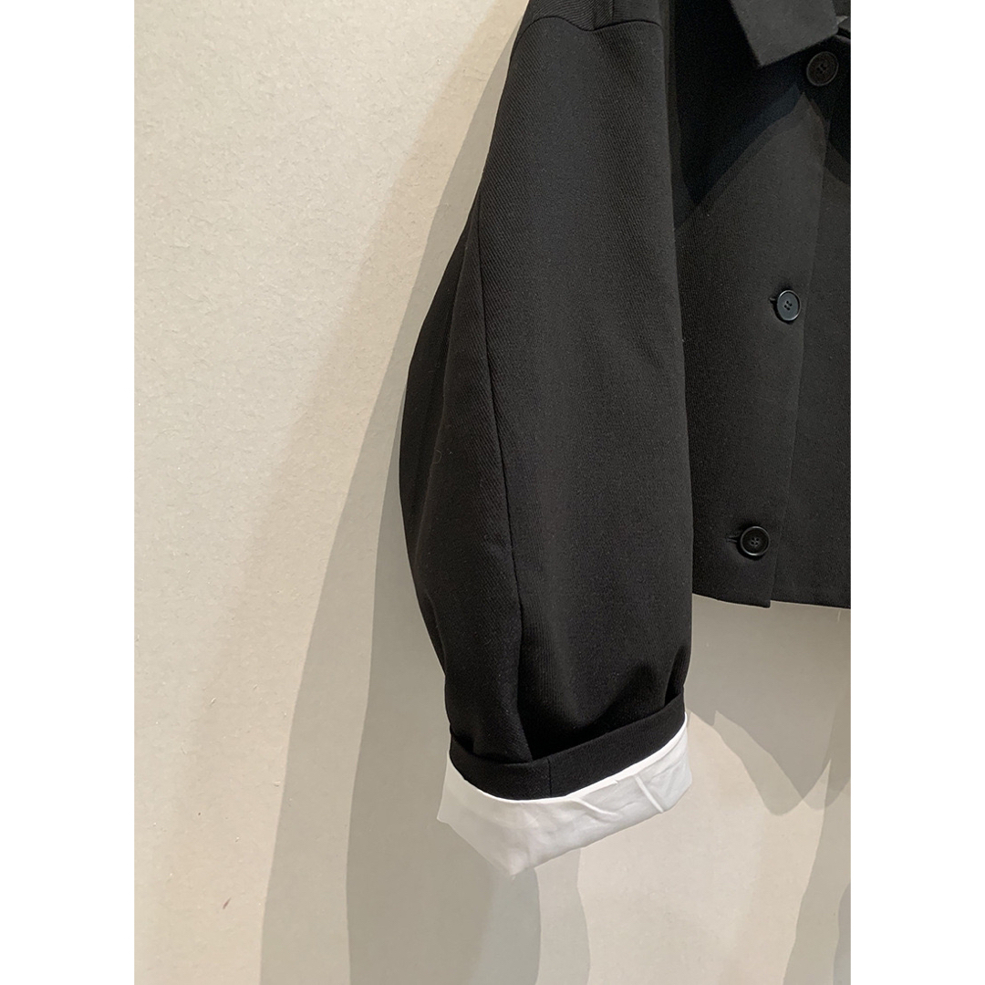 CLANE BULKY SLEEVE CROPPED JACKET NAVY レディースのジャケット/アウター(テーラードジャケット)の商品写真