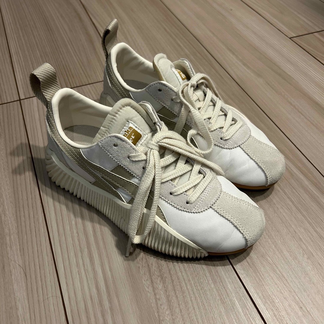 Onitsuka Tiger(オニツカタイガー)のオニツカタイガー スニーカー ACROMOUNT レディースの靴/シューズ(スニーカー)の商品写真