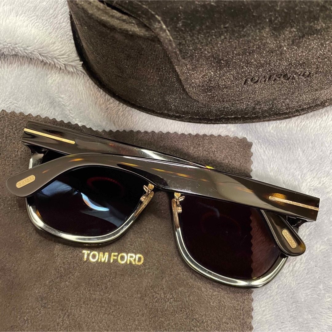 TOM FORD(トムフォード)のTOM FORD トムフォード TF9355 56J 56□19 サングラス レディースのファッション小物(サングラス/メガネ)の商品写真