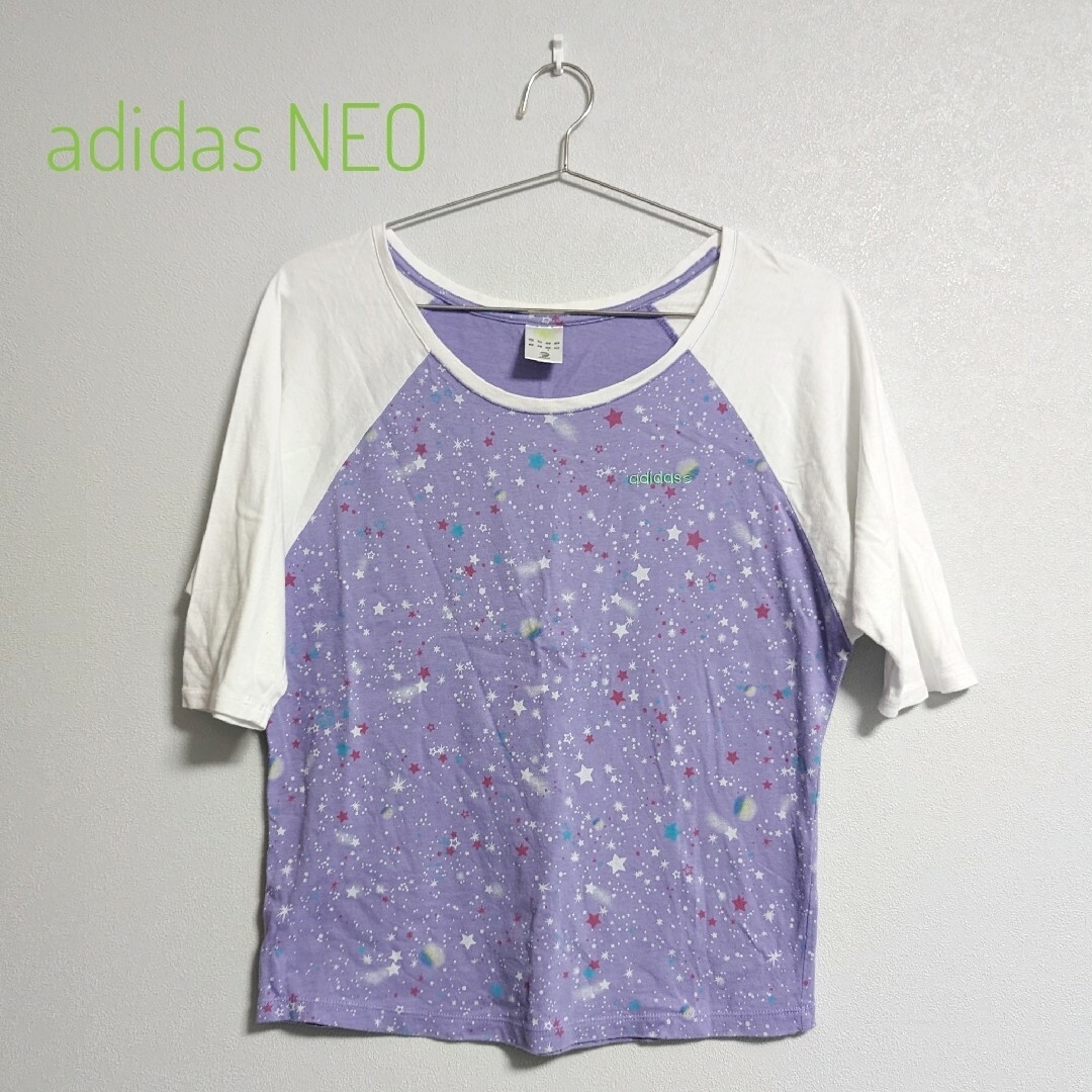 adidas(アディダス)のadidas NEO 宇宙柄Tシャツ レディースのトップス(Tシャツ(長袖/七分))の商品写真