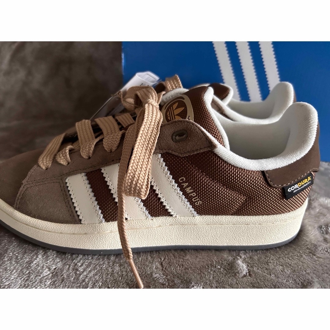 adidas(アディダス)のadidas スニーカー　CAMPUS 新品・未使用・タグ付き・箱付き レディースの靴/シューズ(スニーカー)の商品写真