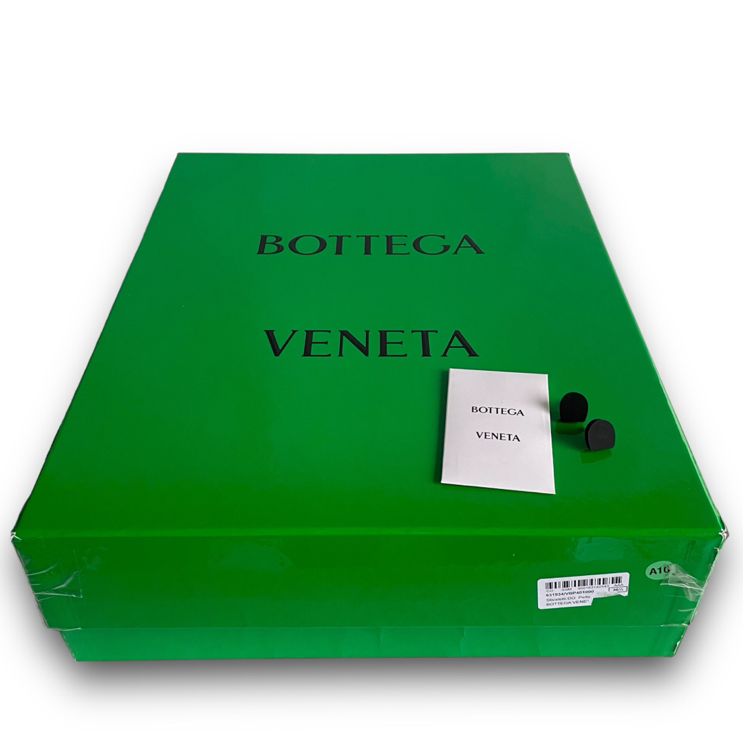 Bottega Veneta(ボッテガヴェネタ)の未使用 BOTTEGA VENETA ザ ボルド ブロックブーツ 36.5 レディースの靴/シューズ(ブーツ)の商品写真