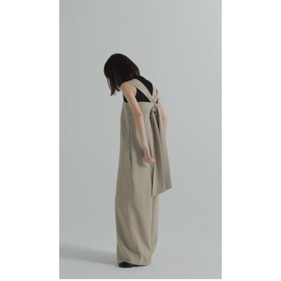 TODAYFUL(トゥデイフル)のlouren back tie over jumpsuit レディースのパンツ(オールインワン)の商品写真