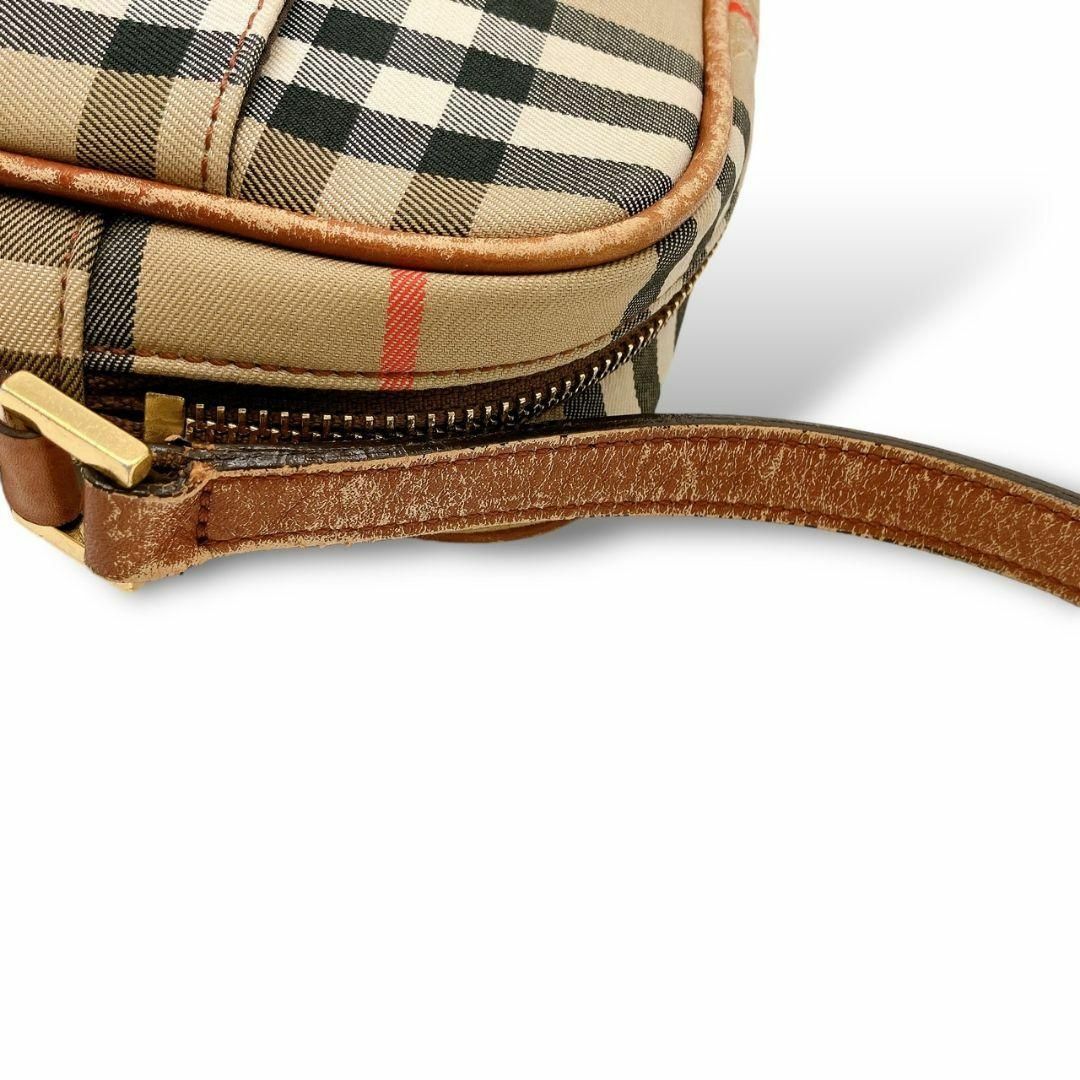 BURBERRY(バーバリー)のBurberry ショルダーバッグ カメラバッグ ノバチェック ホース ブラウン レディースのバッグ(ショルダーバッグ)の商品写真