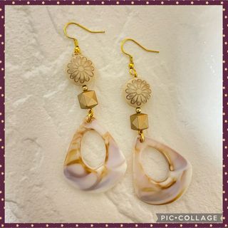 ハンドメイド　ピアス(ピアス)